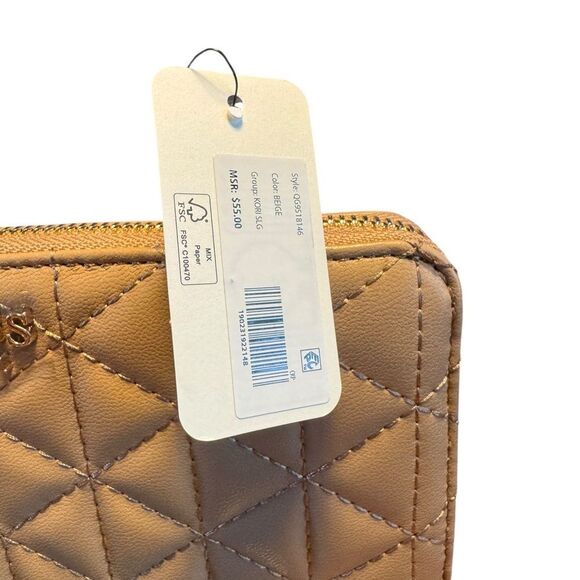 GUESS Quilted Beige Wristlet - Picture 5 of 7